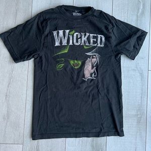 Wicked musical defy gravity tshirt